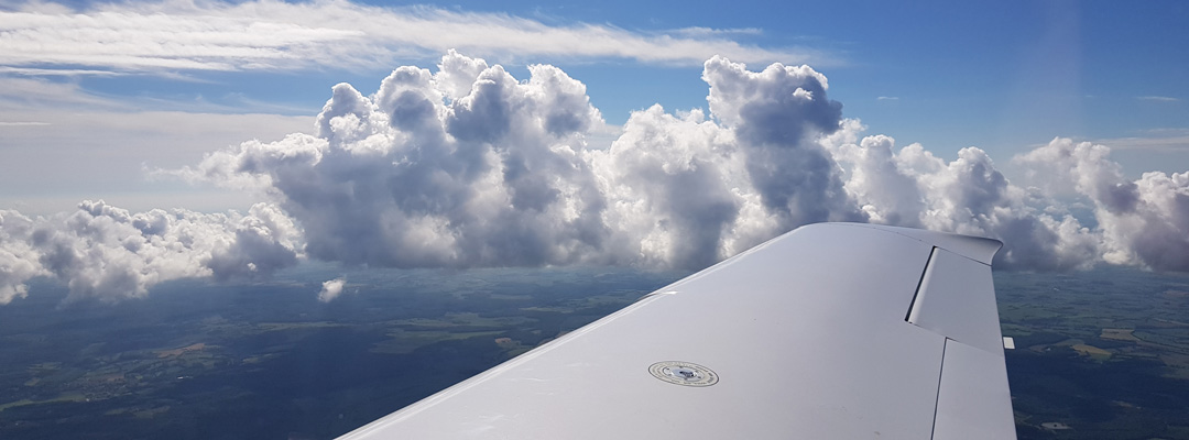 Tuttoyez les nuages !